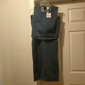 New Belle Vere Denim 2 pc. Skirt Set (M)